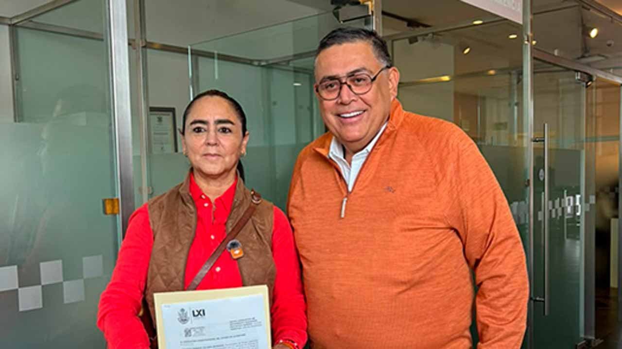 Tere Calzada propone regular uso de pirotecnia en Querétaro